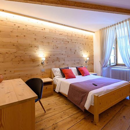 B&B Antica Residenza Centro Storico Tirano Exteriör bild