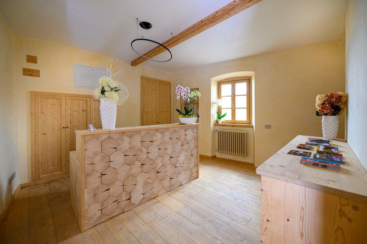 B&B Antica Residenza Centro Storico Tirano Exteriör bild
